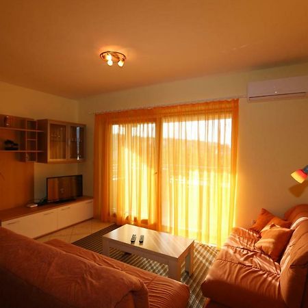 Apartment Dina Šilo Zewnętrze zdjęcie